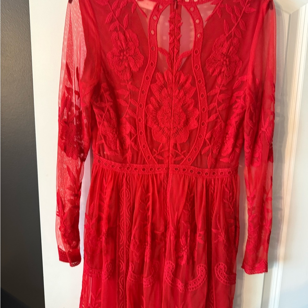 ed Altar’d State Lace Dress - Picture 2 of 3